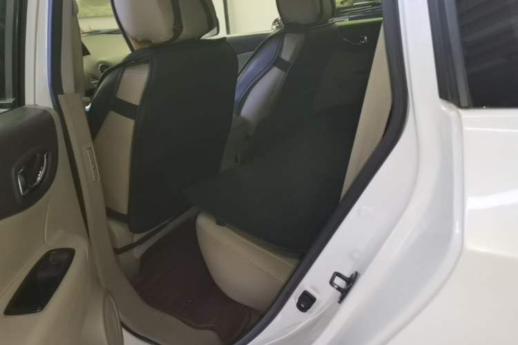 Used Renault Koleos 2014 2.5L 4x4 Comfort Edition Left Rear Seat
