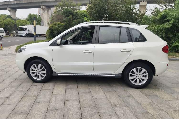 Used Renault Koleos 2014 2.0L Two-Wheel Drive Fashion Edition Left Side