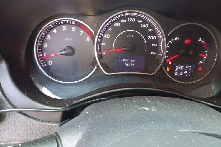 Used Renault Koleos 2014 2.0L Two-Wheel Drive Smart Edition Odometer Close Up