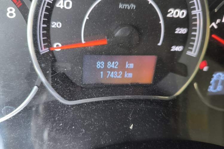 Used Renault Koleos 2014 Revised Version 2.0L Two-Wheel Drive Fashion Edition Odometer Close Up