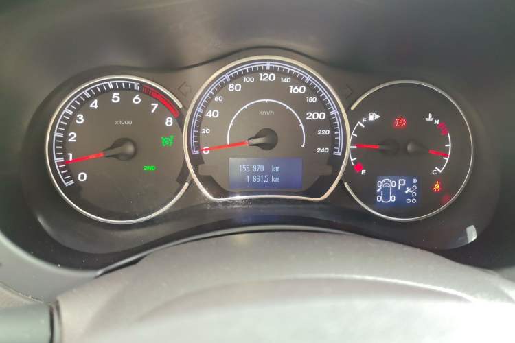 Used Renault Koleos 2014 2.5L 4x4 Comfort Edition Odometer Close Up