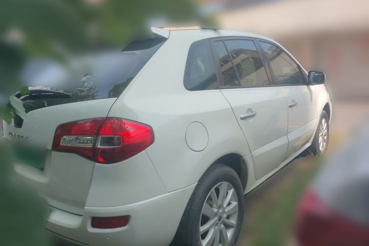 Used Renault Koleos 2014 2.0L Two-Wheel Drive Smart Edition Rear Right 45 Deg