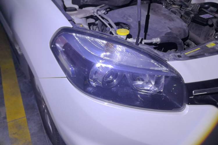 Used Renault Koleos 2014 2.0L Two-Wheel Drive Fashion Edition Right Front Headlight