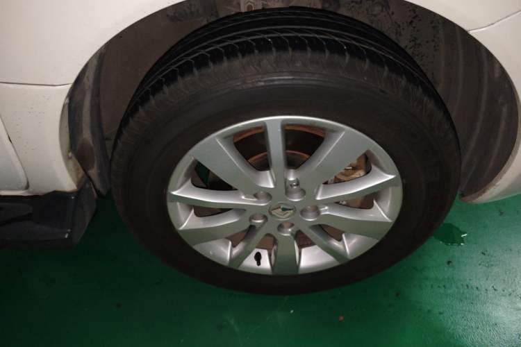 Used Renault Koleos 2014 2.0L Two-Wheel Drive Smart Edition Right Front Wheel Hub