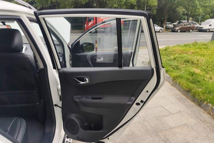 Used Renault Koleos 2014 2.0L Two-Wheel Drive Fashion Edition Right Rear Door Interior