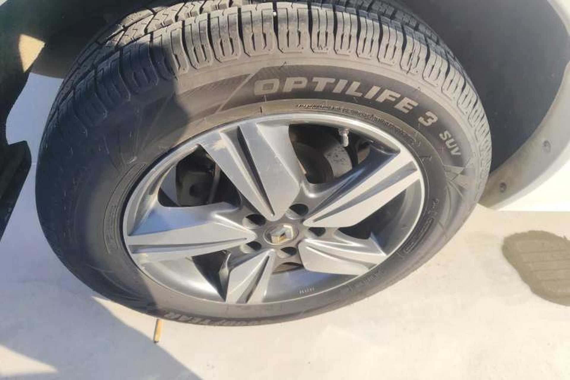 Used Renault Koleos 2014 Revised Version 2.5L Two-Wheel Drive Comfort Edition Right Rear Wheel Hub