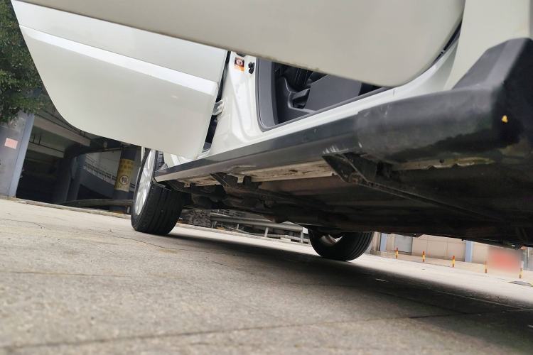 Used Renault Koleos 2014 2.0L Two-Wheel Drive Fashion Edition Right Side Sill