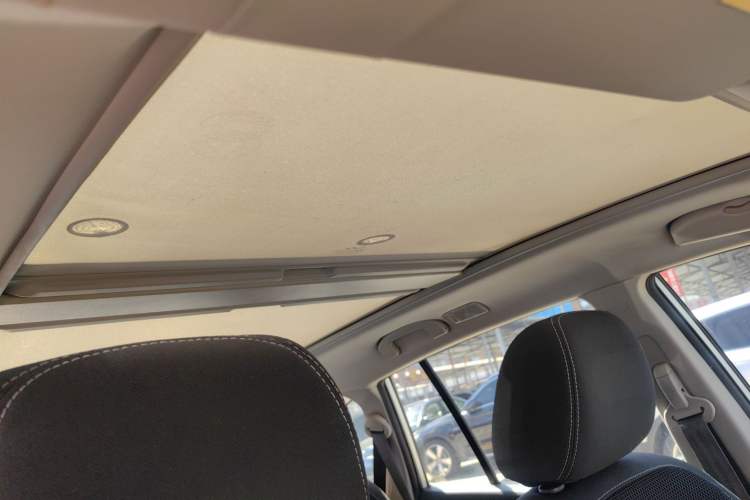 Used Renault Koleos 2014 2.0L Two-Wheel Drive Fashion Edition Roof