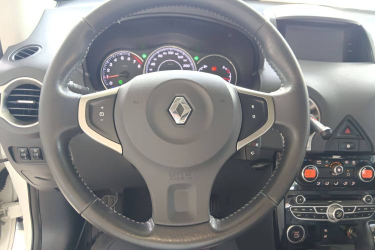 Used Renault Koleos 2014 Revised Version 2.5L Two-Wheel Drive Comfort Edition Steering Wheel