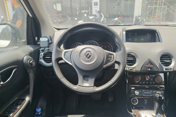 Used Renault Koleos 2014 2.5L Two-Wheel-Drive Urban Edition Steering Wheel