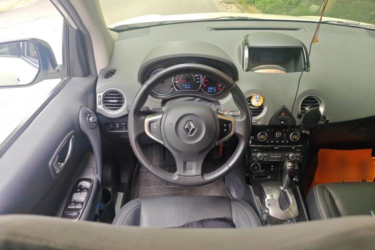 Used Renault Koleos 2014 Revised Version 2.5L Two-Wheel Drive Comfort Edition Steering Wheel