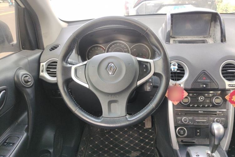 Used Renault Koleos 2014 Revised Version 2.0L Two-Wheel Drive Standard Edition Steering Wheel