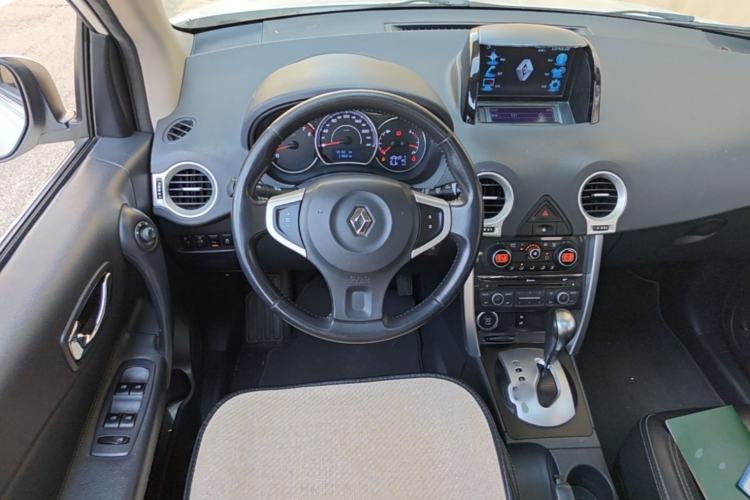 Used Renault Koleos 2014 Revised Version 2.0L Two-Wheel Drive Fashion Edition Steering Wheel