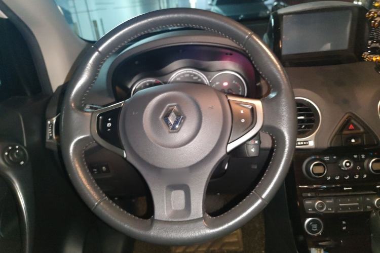 Used Renault Koleos 2014 Revised Version 2.5L Two-Wheel Drive Comfort Edition Steering Wheel