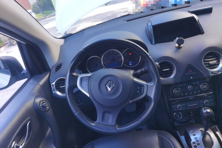 Used Renault Koleos 2014 Revised Version 2.5L Two-Wheel Drive Comfort Edition Steering Wheel