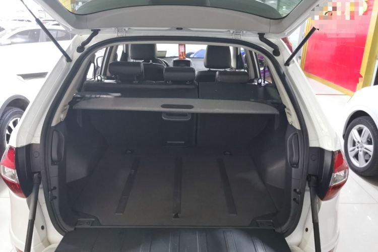 Used Renault Koleos 2014 2.0L Two-Wheel Drive Comfort Edition Trunk