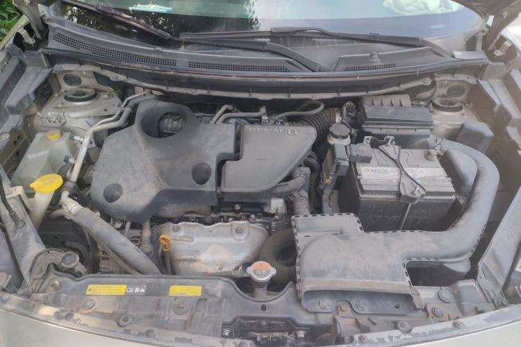 Used Renault Koleos 2014 Revised Version 2.5L Two-Wheel Drive Comfort Edition Engine Bay