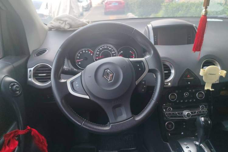 Used Renault Koleos 2014 Revised Version 2.5L Two-Wheel Drive Comfort Edition Steering Wheel