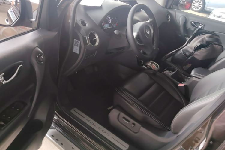 Used Renault Koleos 2015 2.5L Two-Wheel Drive Comfort Edition Driver Seat
