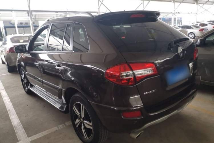 Used Renault Koleos 2015 2.5L Two-Wheel Drive Comfort Edition Exterior 3