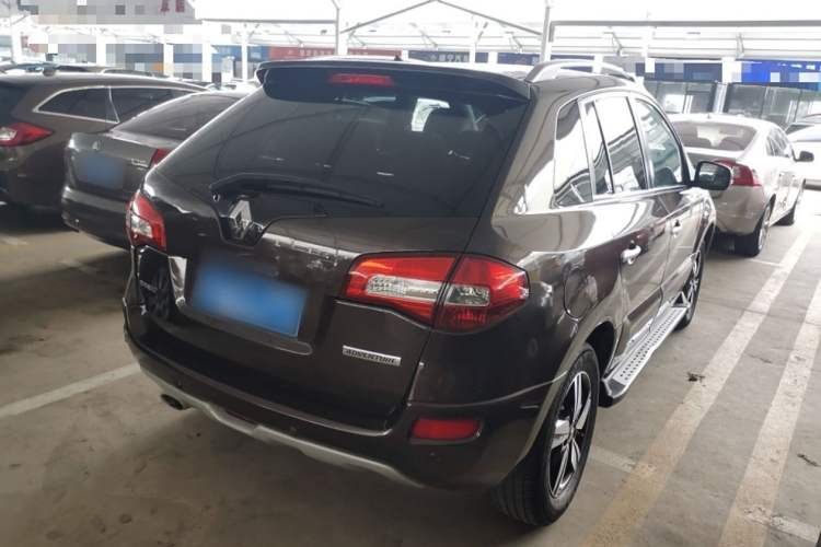 Used Renault Koleos 2015 2.5L Two-Wheel Drive Comfort Edition Exterior 5