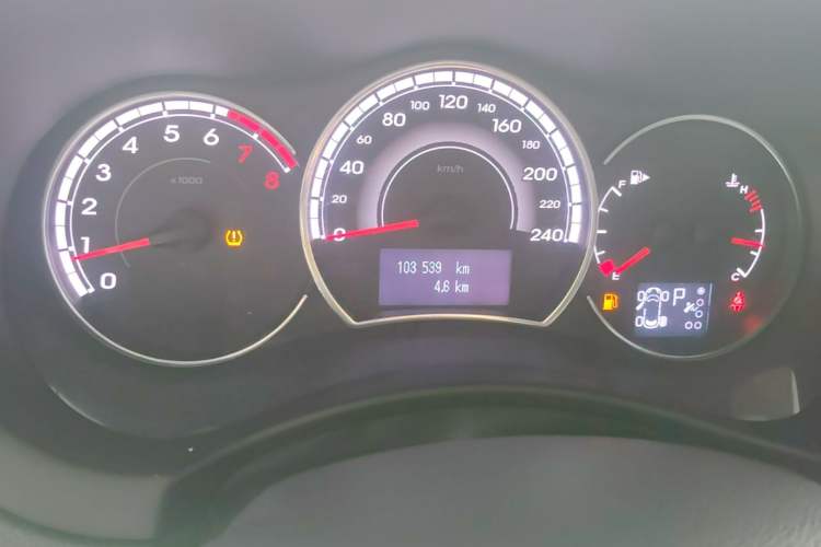 Used Renault Koleos 2015 2.5L Two-Wheel Drive Comfort Edition Instrument Cluster