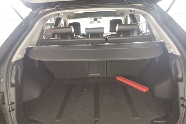 Used Renault Koleos 2015 2.5L Two-Wheel Drive Comfort Edition Interior 5