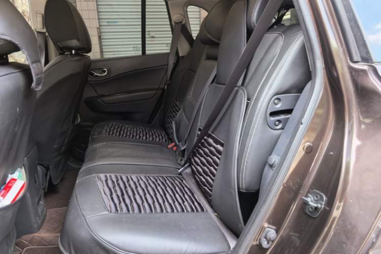 Used Renault Koleos 2015 2.5L 4x4 Comfort Edition Left Rear Seat