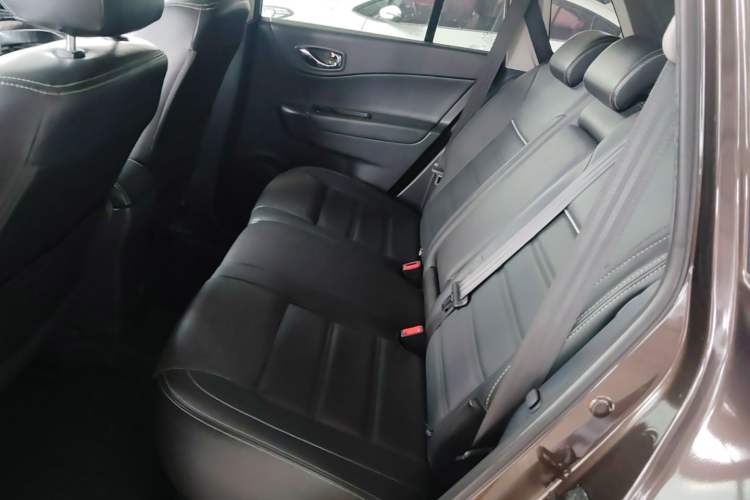 Used Renault Koleos 2015 2.5L Two-Wheel Drive Comfort Edition Left Rear Seat