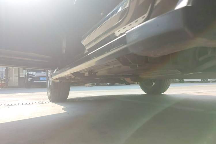 Used Renault Koleos 2015 2.5L Two-Wheel Drive Comfort Edition Left Side Sill