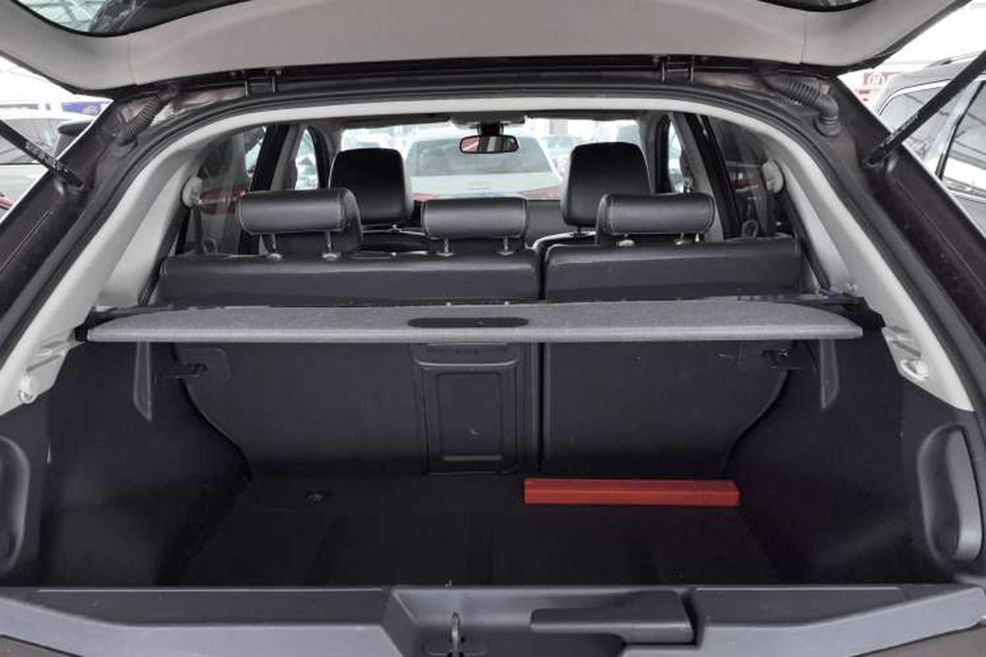 Used Renault Koleos 2015 2.5L Two-Wheel Drive Comfort Edition Trunk
