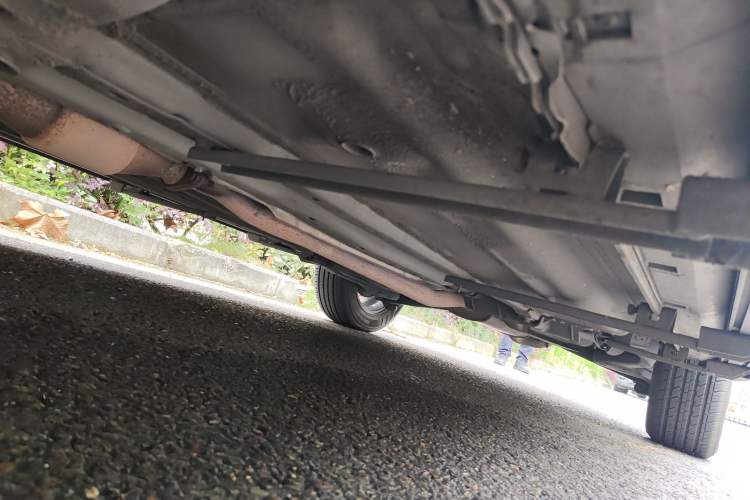 Used Renault Koleos 2015 2.5L Two-Wheel Drive Comfort Edition Chassis Front Left