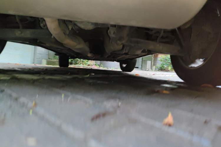 Used Renault Koleos 2015 2.5L Two-Wheel Drive Comfort Edition Chassis Rear