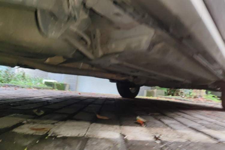 Used Renault Koleos 2015 2.5L Two-Wheel Drive Comfort Edition Chassis Rear Right