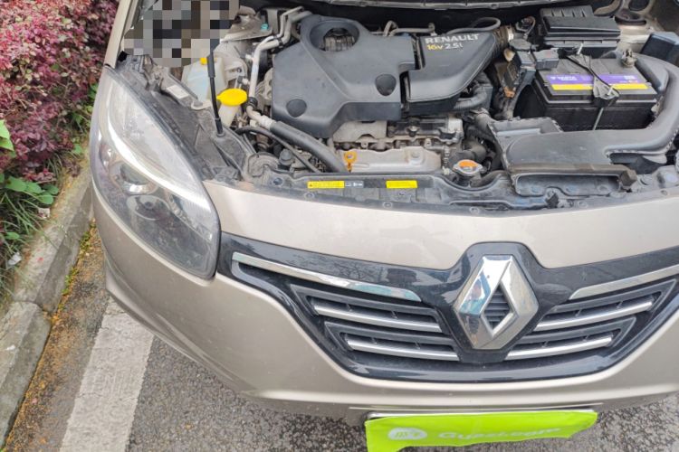 Used Renault Koleos 2015 2.5L Two-Wheel Drive Comfort Edition Engine Bay Right