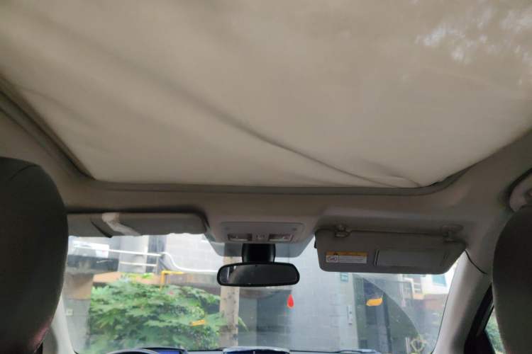 Used Renault Koleos 2015 2.5L Two-Wheel Drive Comfort Edition Headliner
