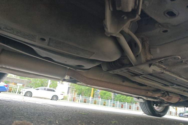 Used Renault Koleos 2015 2.0L Two-Wheel Drive Fashion Edition Chassis Rear Right