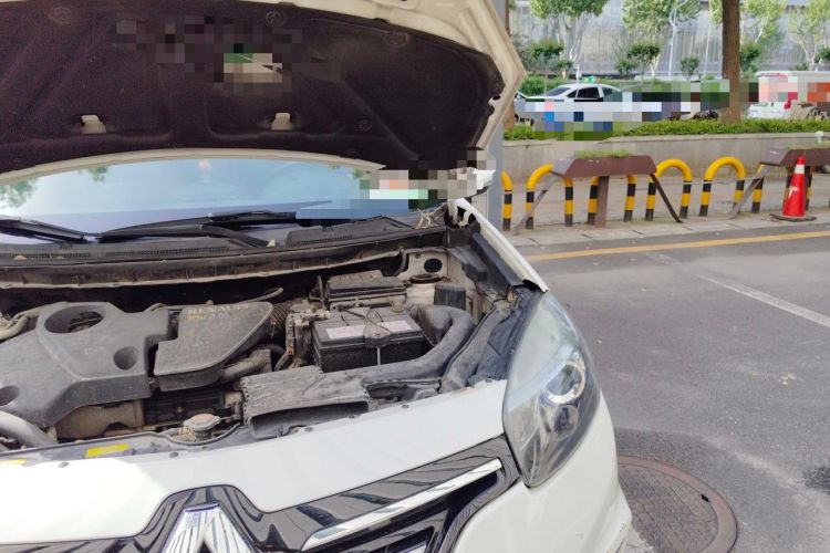 Used Renault Koleos 2015 2.5L Two-Wheel Drive Comfort Edition Engine Bay Left