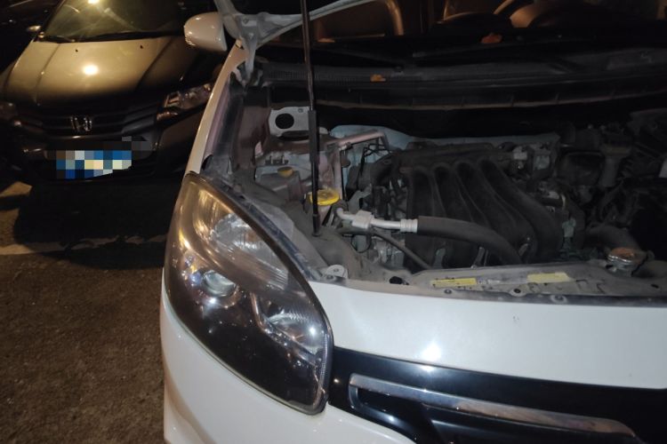 Used Renault Koleos 2015 2.0L Two-Wheel Drive Standard Edition Engine Bay Right