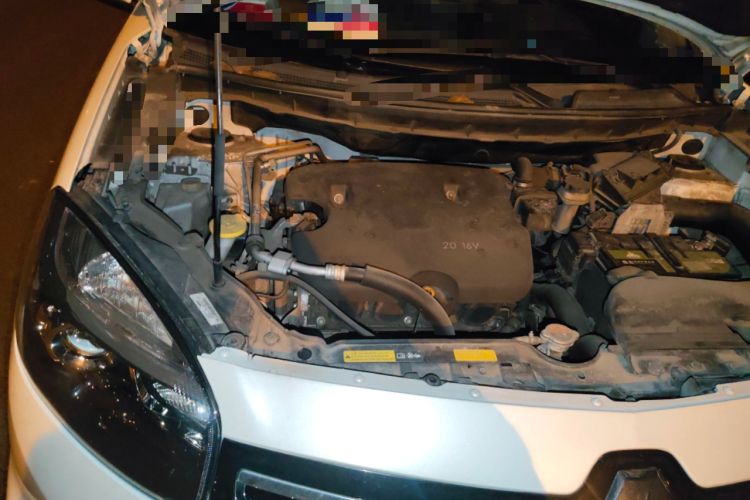 Used Renault Koleos 2015 2.0L Two-Wheel Drive Fashion Edition Engine Bay Right