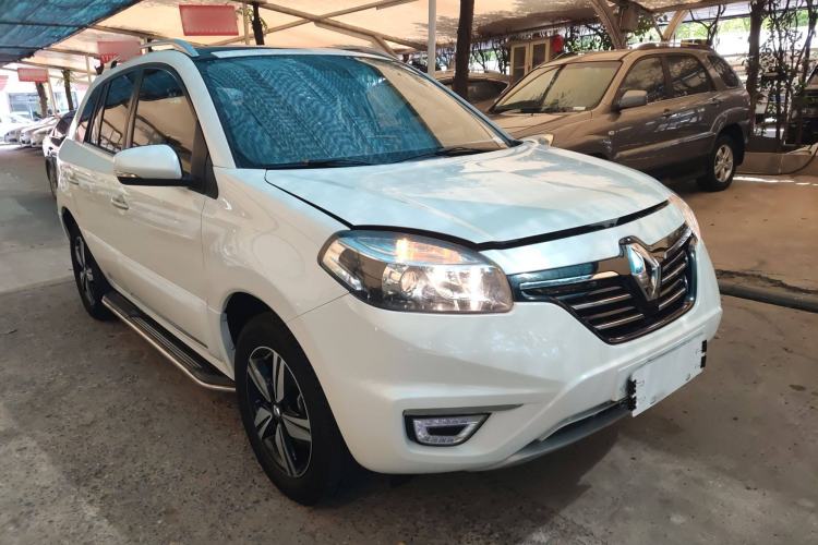 Used Renault Koleos 2015 2.5L Two-Wheel Drive Comfort Edition Exterior 2