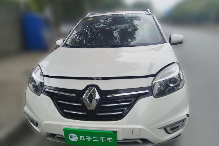 Used Renault Koleos 2015 2.0L Two-Wheel Drive Comfort Edition Front