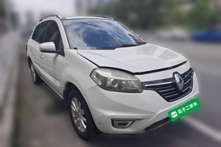 Used Renault Koleos 2015 2.0L Two-Wheel Drive Fashion Edition Front Right 45 Deg
