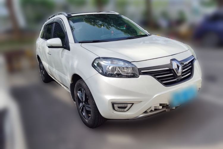 Used Renault Koleos 2015 2.5L Two-Wheel Drive Comfort Edition Front Right 45 Deg