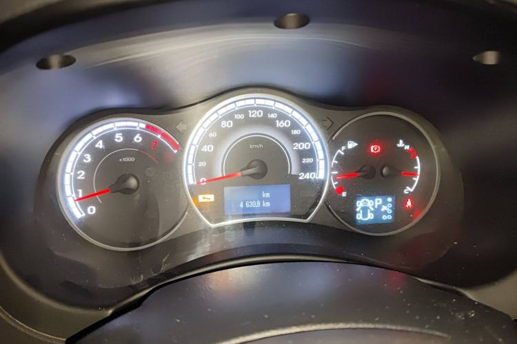 Used Renault Koleos 2015 2.5L Two-Wheel Drive Comfort Edition Instrument Cluster