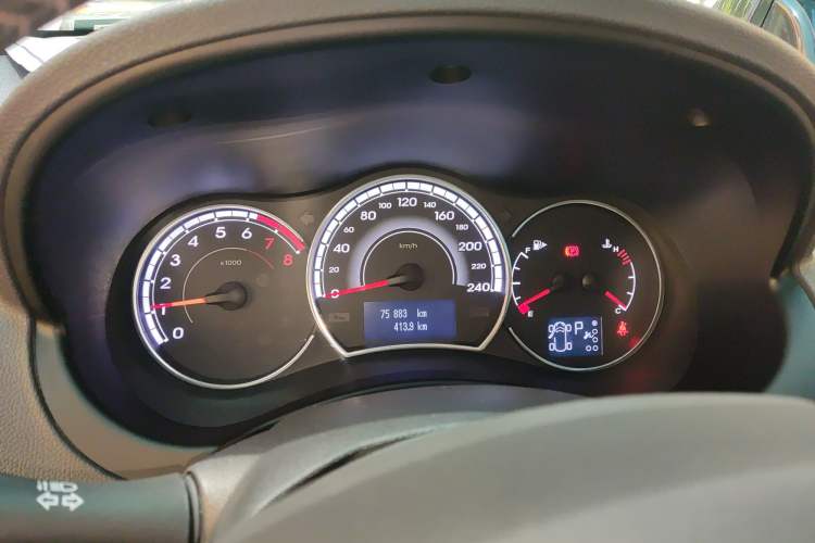 Used Renault Koleos 2015 2.5L Two-Wheel Drive Comfort Edition Instrument Cluster