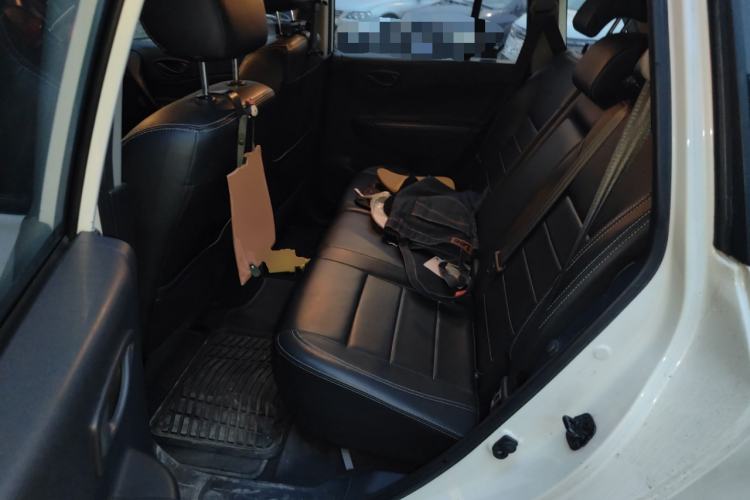 Used Renault Koleos 2015 2.0L Two-Wheel Drive Standard Edition Left Rear Seat