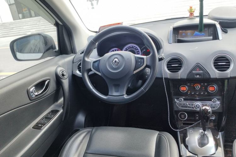 Used Renault Koleos 2015 2.5L Two-Wheel Drive Comfort Edition Steering Wheel