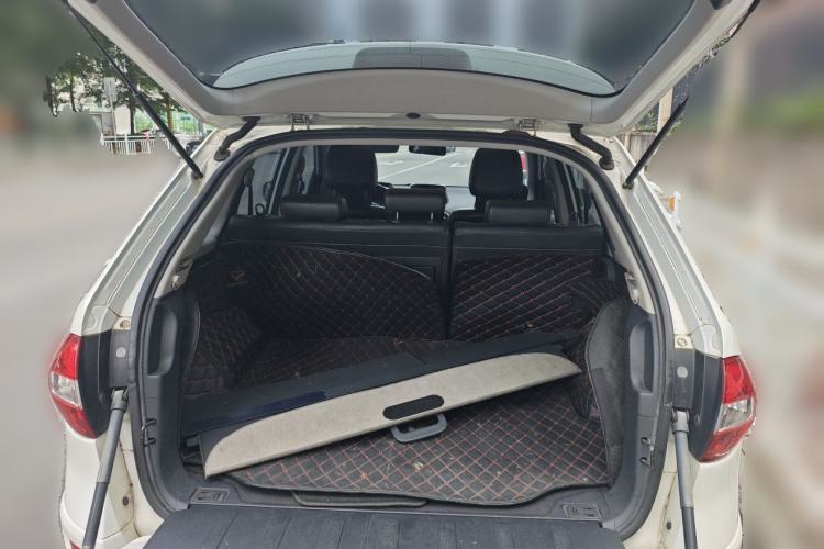 Used Renault Koleos 2015 2.0L Two-Wheel Drive Fashion Edition Trunk