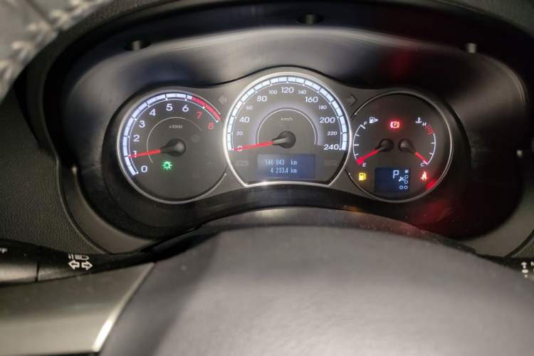 Used Renault Koleos 2015 2.0L Two-Wheel Drive Fashion Edition Instrument Cluster